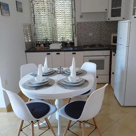 Dominik Apartment